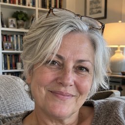 Lucy W, 31